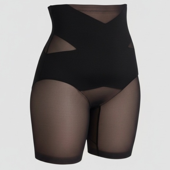 Honeylove Other - *NWT * HONEYLOVE short shaper Black High-Waisted Shapewear Shorts